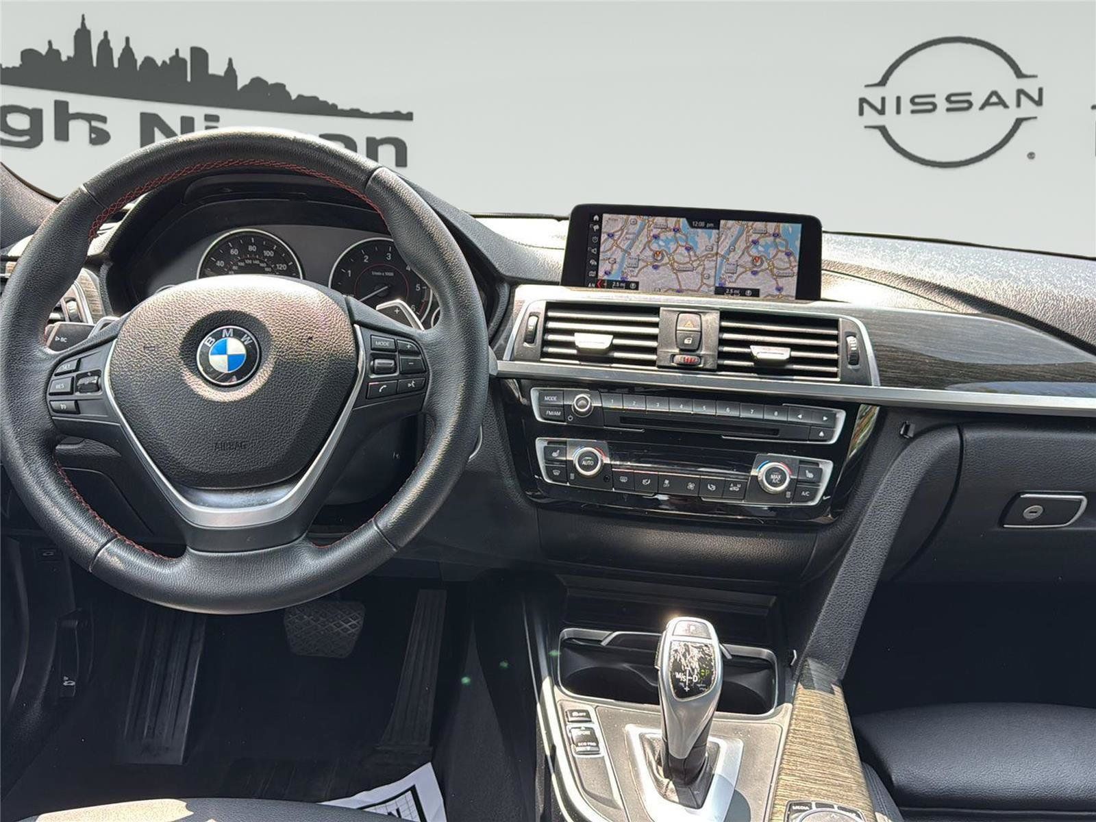 Used 2018 BMW 328d Sedan RWD image 25