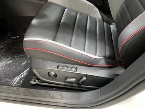 New 2025 Volkswagen GTI SE image 16