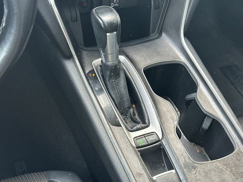 Used 2018 Honda Accord Sport image 19