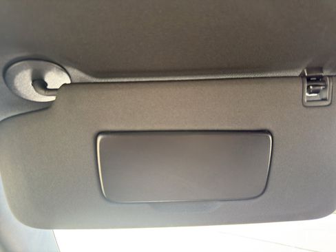 Used 2023 Chevrolet Traverse RS image 25