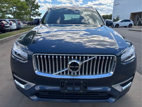 Used 2023 Volvo XC90 B5 Plus w/ Protection Package Premier AWD/4WD image 7