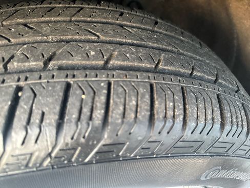 Used 2015 Toyota RAV4 XLE image 18