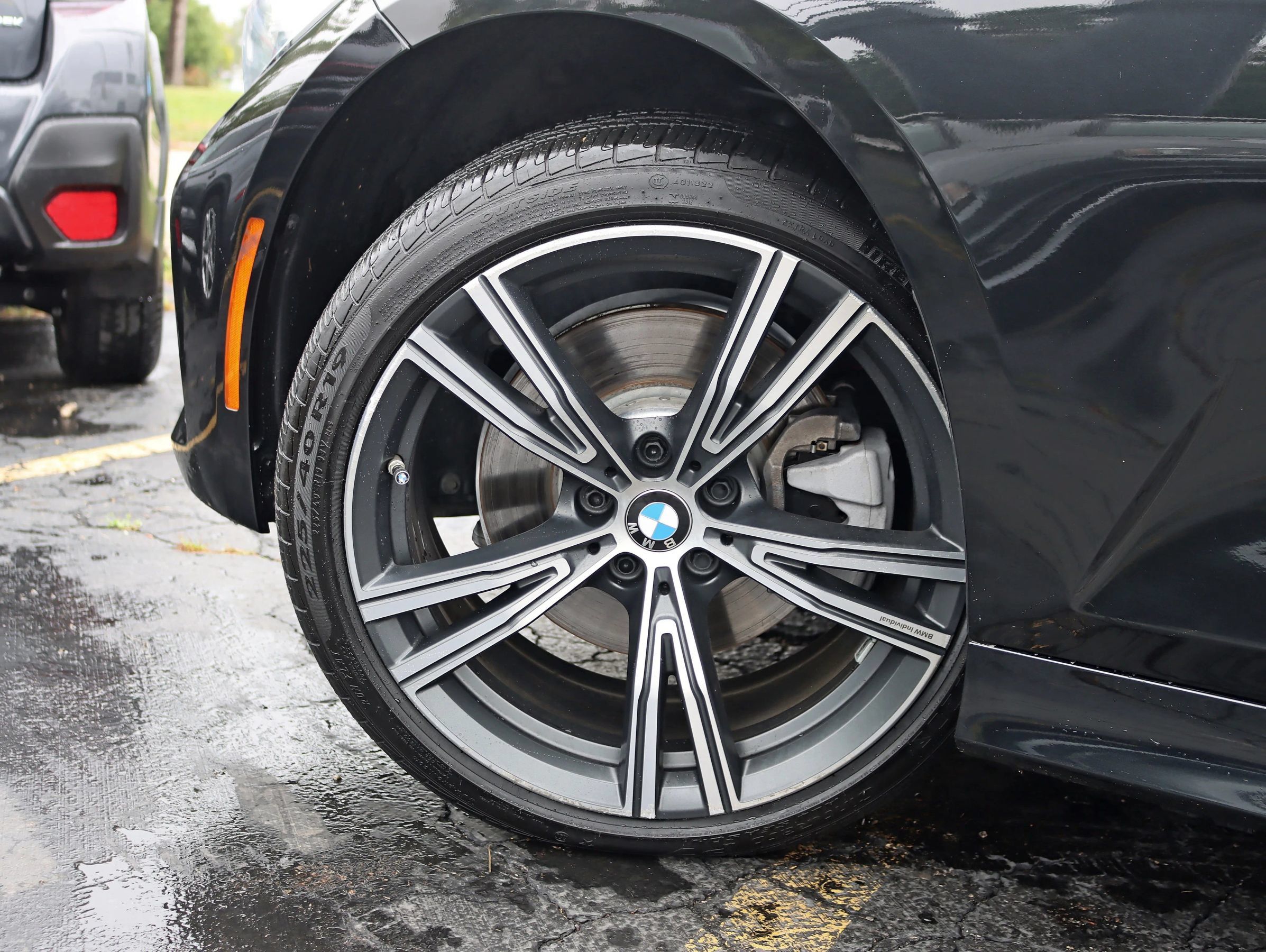 Used 2019 BMW 330i xDrive Sedan w/ Premium Package AWD/4WD image 14