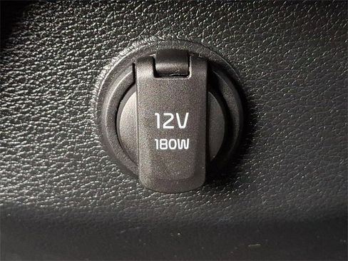 Certified 2022 Kia Telluride S image 12