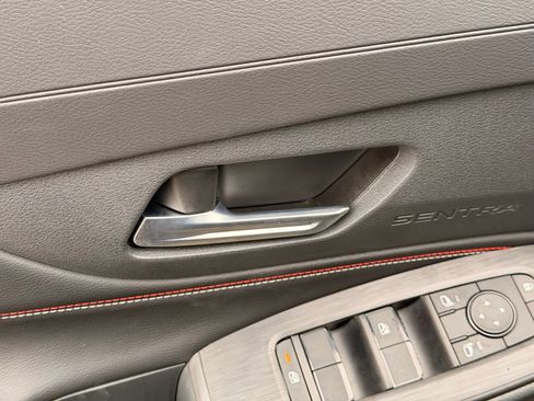 New 2026 Nissan Sentra SR w/ Floor Mat Package image 16