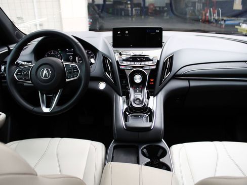 Used 2025 Acura RDX SH-AWD image 37