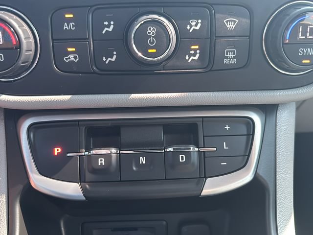 Used 2022 GMC Terrain SLT AWD/4WD image 27