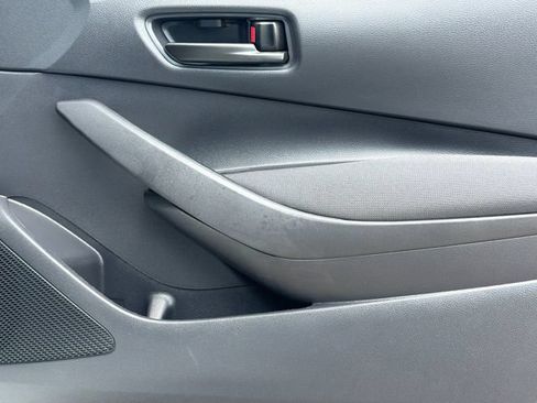 Used 2024 Toyota Corolla LE w/ LE Convenience Package FWD image 17