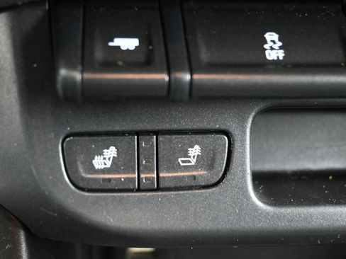 Used 2017 Chevrolet Colorado Z71 AWD/4WD image 21