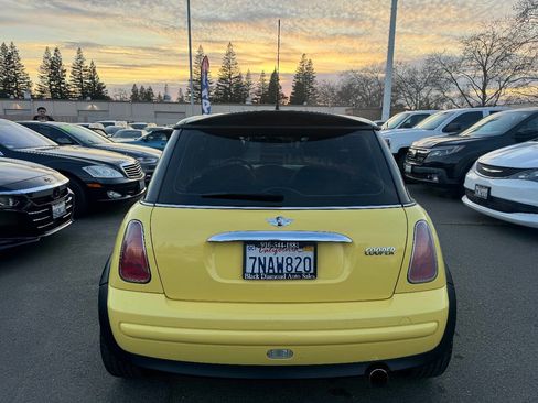 Used 2002 MINI Cooper Hardtop image 5