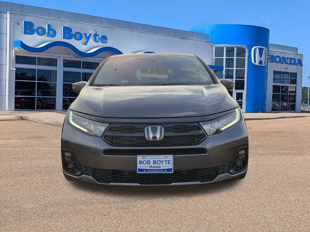 New 2027 Honda Odyssey Touring image 2