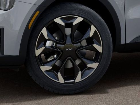 New 2026 Kia Sorento EX FWD image 9