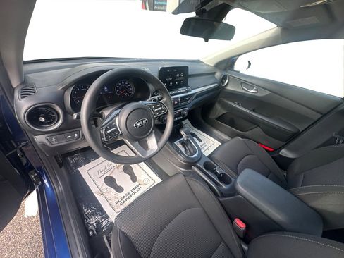 Used 2019 Kia Forte LXS image 34