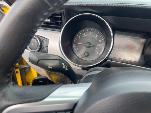 Used 2017 Ford Mustang GT Premium image 24