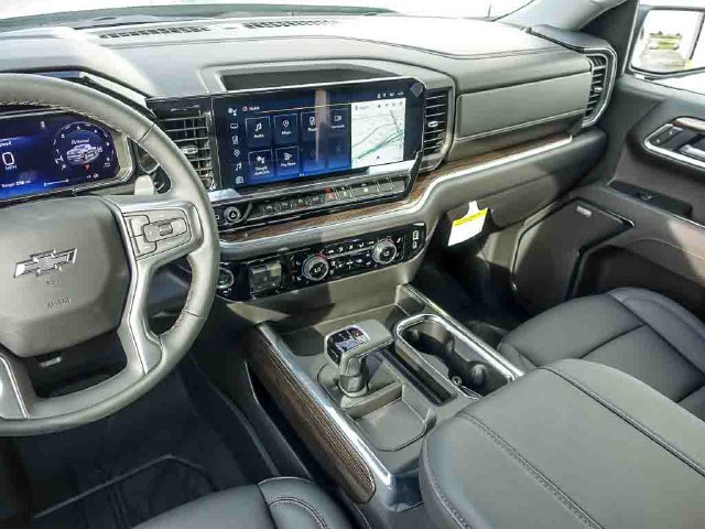 New 2026 Chevrolet Silverado 1500 RST w/ RST All Star Premium Package AWD/4WD image 17