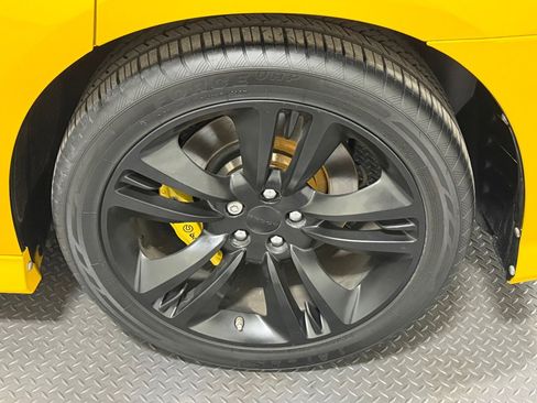 Used 2012 Dodge Charger SRT8 Super Bee w/ Driver Convenience Group II image 19