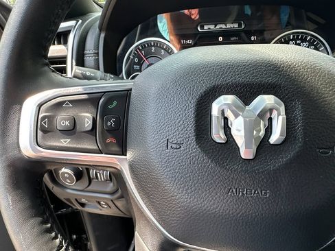 Used 2023 RAM 1500 Laramie AWD/4WD image 26