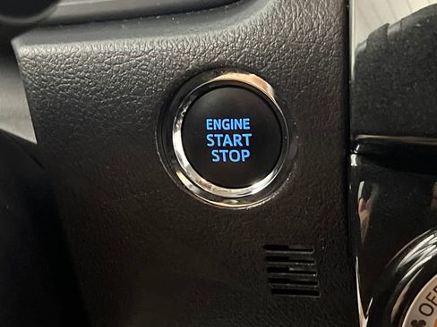 Used 2024 Toyota 4Runner TRD Off-Road image 43