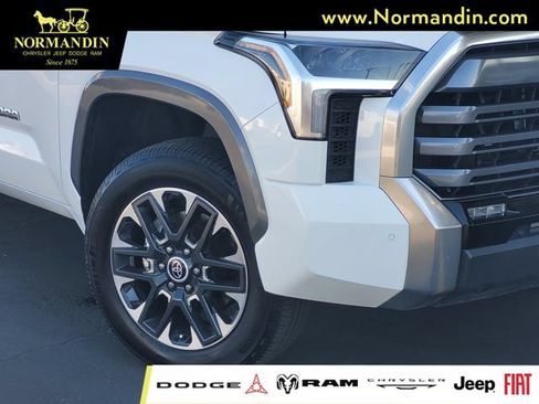 Used 2023 Toyota Tundra Limited AWD/4WD image 3