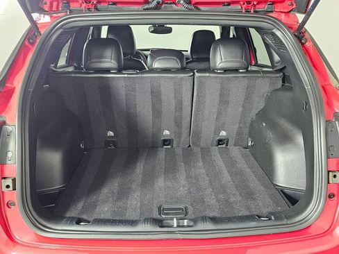 Used 2023 Jeep Compass Limited image 14