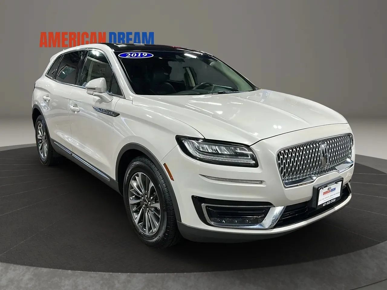 Used 2019 Lincoln Nautilus Select AWD/4WD image 7