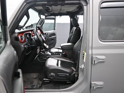 Used 2022 Jeep Gladiator Rubicon w/ LED Lighting Group AWD/4WD image 10
