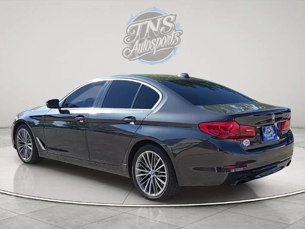 Used 2020 BMW 540i w/ Convenience Package RWD image 3