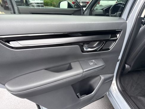 Certified 2025 Honda CR-V EX-L image 18