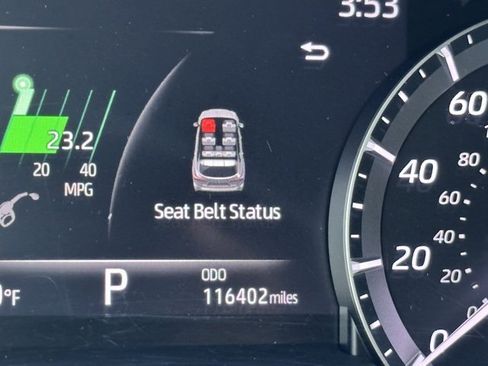 Used 2020 Toyota Highlander XLE image 14