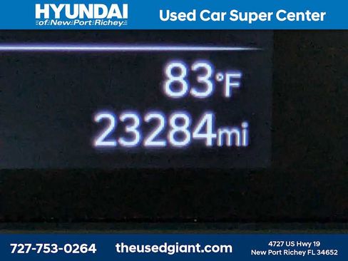 Certified 2023 Hyundai Venue Limited FWD image 28