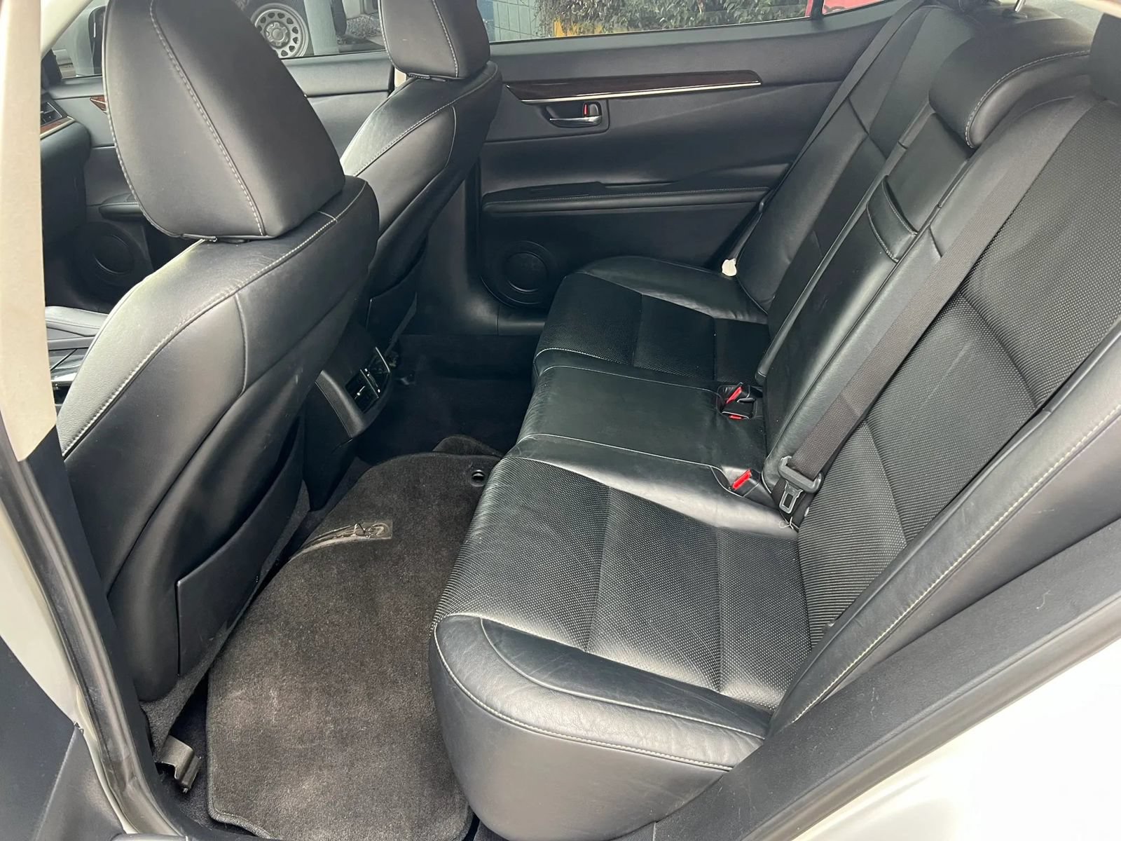 Used 2013 Lexus ES 350 w/ Luxury Pkg FWD image 9