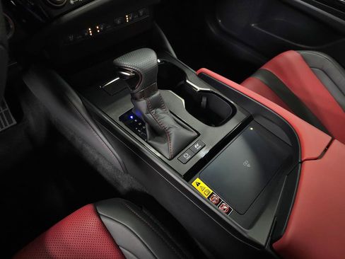 Certified 2025 Lexus ES 300h F Sport image 32