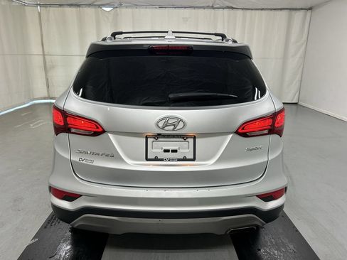 Used 2017 Hyundai Santa Fe Sport FWD image 20