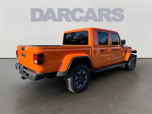 New 2025 Jeep Gladiator Sport w/ Premium Package image 7