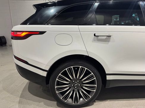 Used 2022 Land Rover Range Rover Velar R-Dynamic S AWD/4WD image 7