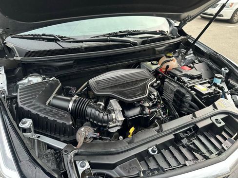 Used 2024 Cadillac XT5 Premium Luxury image 12