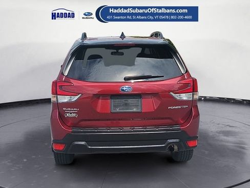 Certified 2024 Subaru Forester Premium AWD/4WD image 4