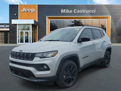 New 2026 Jeep Compass Latitude image 2