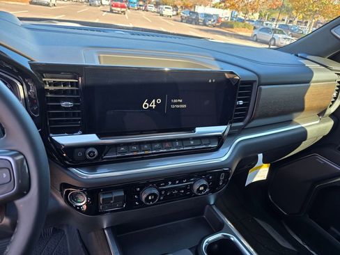 New 2026 Chevrolet Silverado 1500 High Country w/ High Country Premium Package image 15