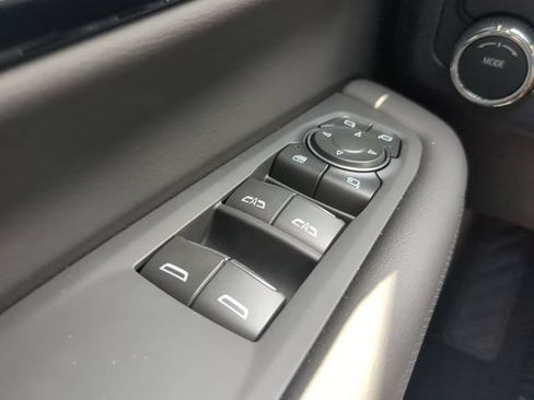 Used 2025 Chevrolet Tahoe Premier w/ LPO, Illumination Package RWD image 24