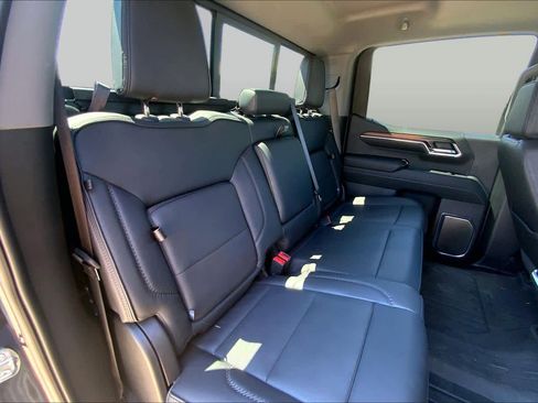 Used 2024 GMC Sierra 1500 Denali AWD/4WD image 19