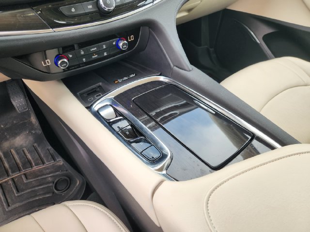 Used 2024 Buick Enclave Essence w/ Experience Buick Package AWD/4WD image 18
