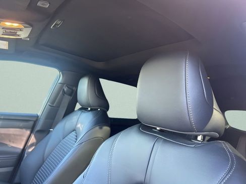 Used 2025 Toyota Highlander XSE image 19