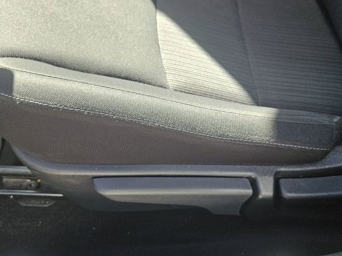 Used 2024 Nissan Sentra SV FWD image 19