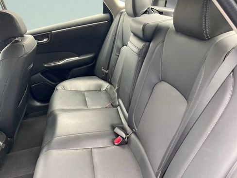 Used 2018 Honda Clarity Touring image 17