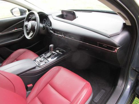 Used 2025 MAZDA CX-30 AWD 2.5 S w/ Preferred Package image 24