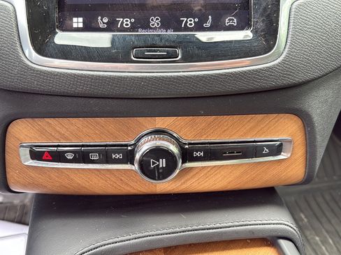 Used 2023 Volvo XC90 B6 Plus w/ Protection Package AWD/4WD image 29