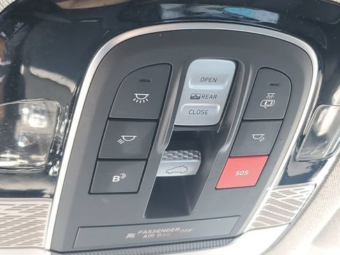 Used 2023 Hyundai Palisade Limited AWD/4WD image 33