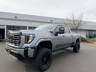 Used 2025 GMC Sierra 2500 AT4 w/ AT4 Premium Plus Package video 1
