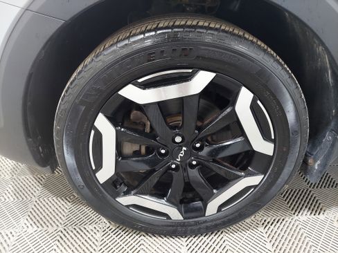 Used 2023 Kia Telluride EX AWD/4WD image 6